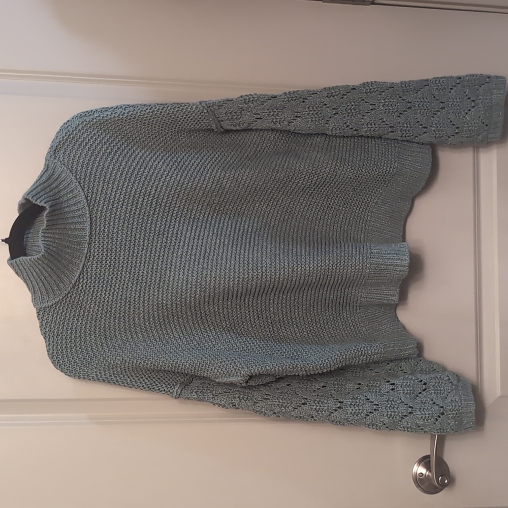 EUC Universal Thread Teal Mock Neck Sweater